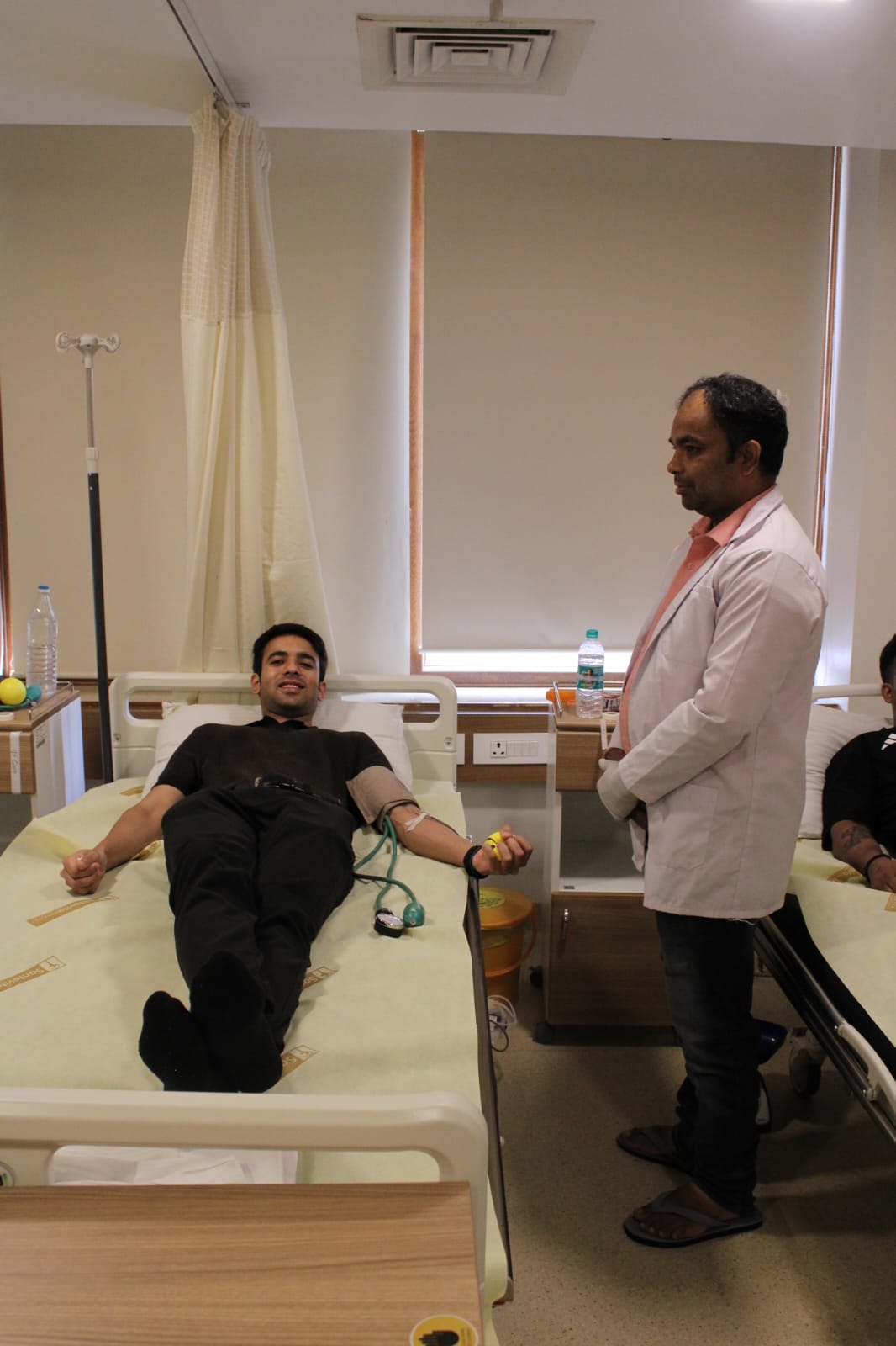 विश्व रक्तदाता दिवस पर सैंटेविता हॉस्पिटल में 95 यूनिट रक्त संग्रहित