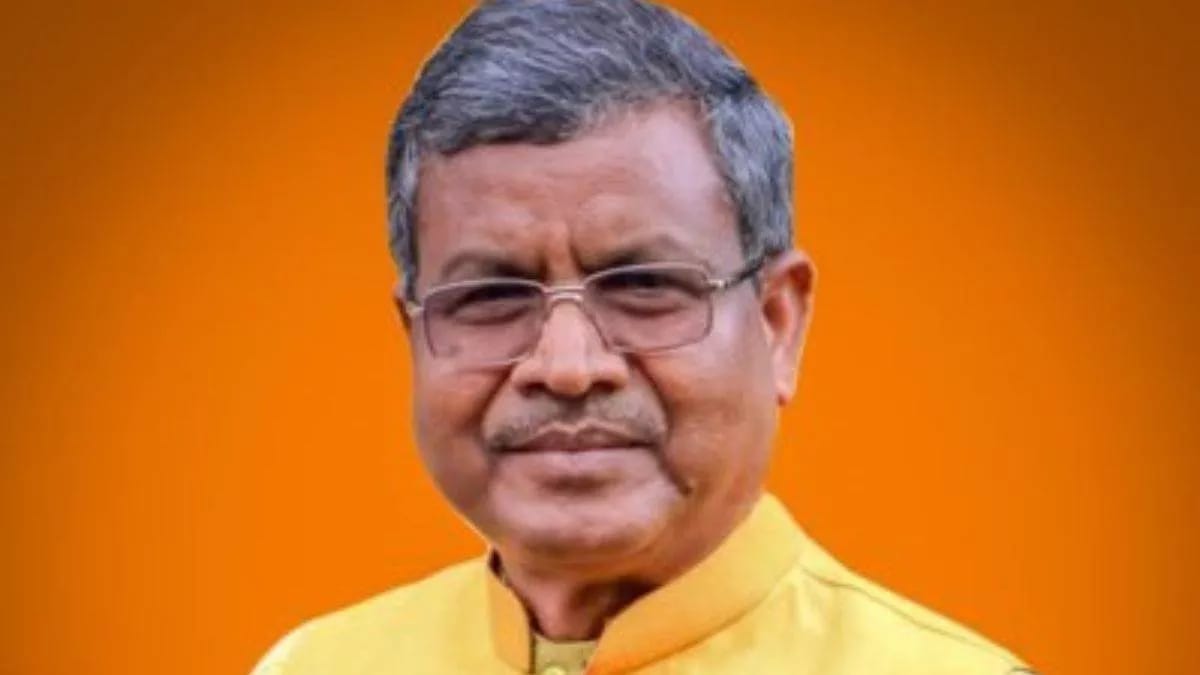 अवैध बालू कारोबार को लेकर हेमंत सरकार पर बरसे बाबूलाल