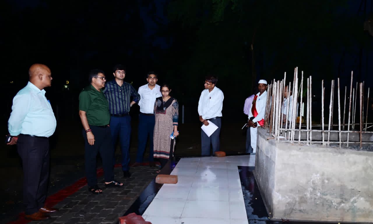 पद्मभूषण गुरुजी स्व.शिबू सोरेन की स्मृति में स्थापित होगी आदमकद प्रतिमा