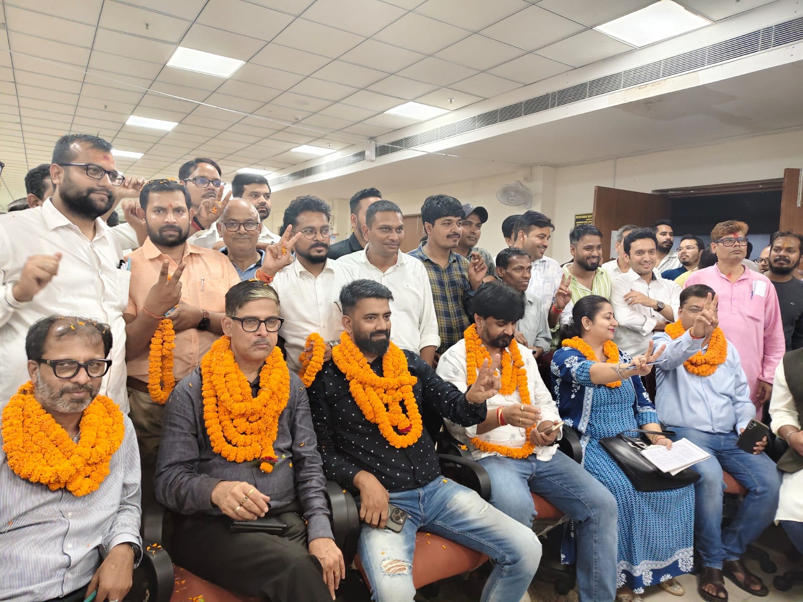 हाईकोर्ट एडवोकेट एसोसिएशन को मिली नई टीम, अजीत कुमार बने अध्यक्ष