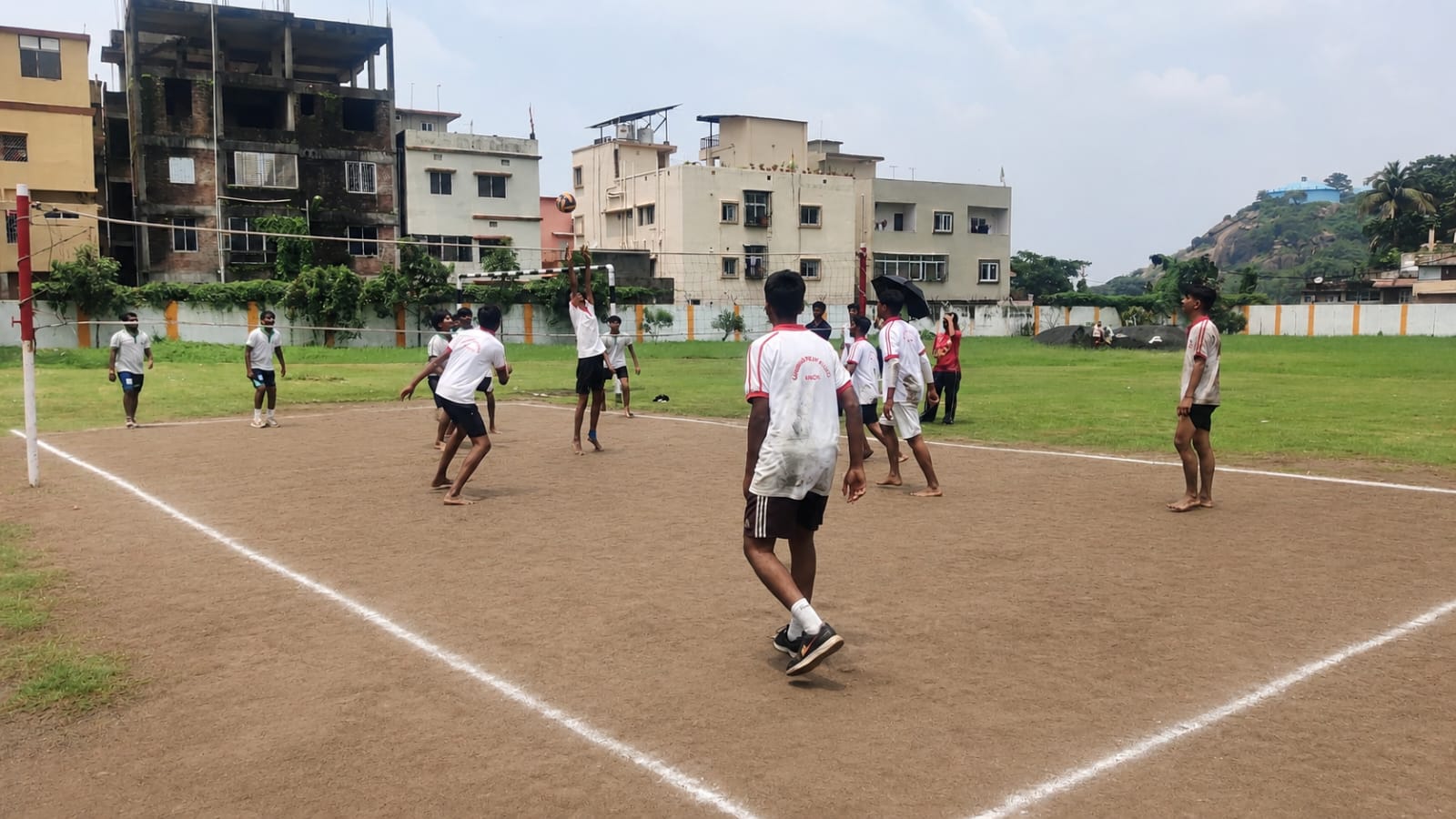 कैंब्रियन स्कूल में राष्ट्रीय खेल दिवस की धूम, क्रिकेट से लेकर वॉलीबॉल तक दिखा उत्साह